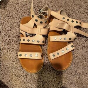American Eagle Women's Tan Leather Sandals